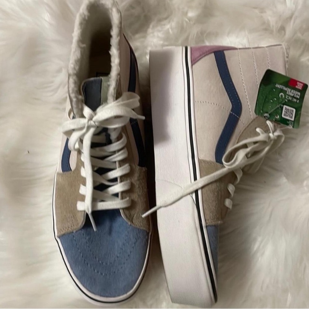 Vans Women's High-Top Sneakers Suede and faux fur Size 11/Men’s 9.5 - Picture 2 of 6